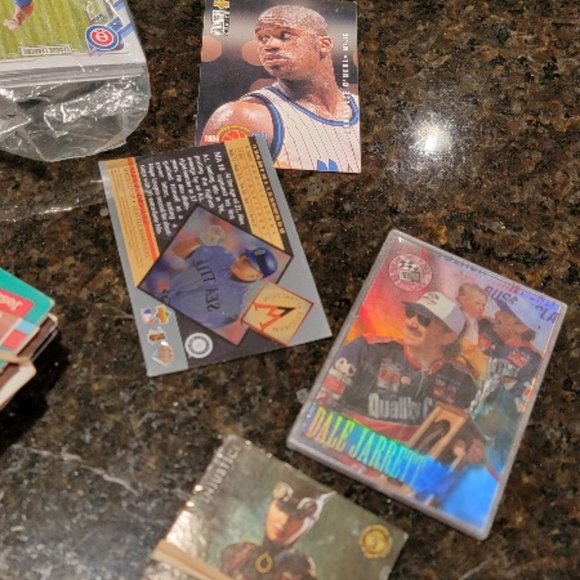 Assorted Trading Cards - Picture 10 of 16